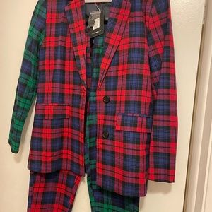 2 piece New (never worn) Fashion Nova Pants Suit Perfect for the holidays! XS